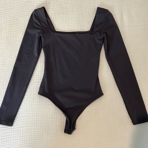 Aritzia contour bodysuit